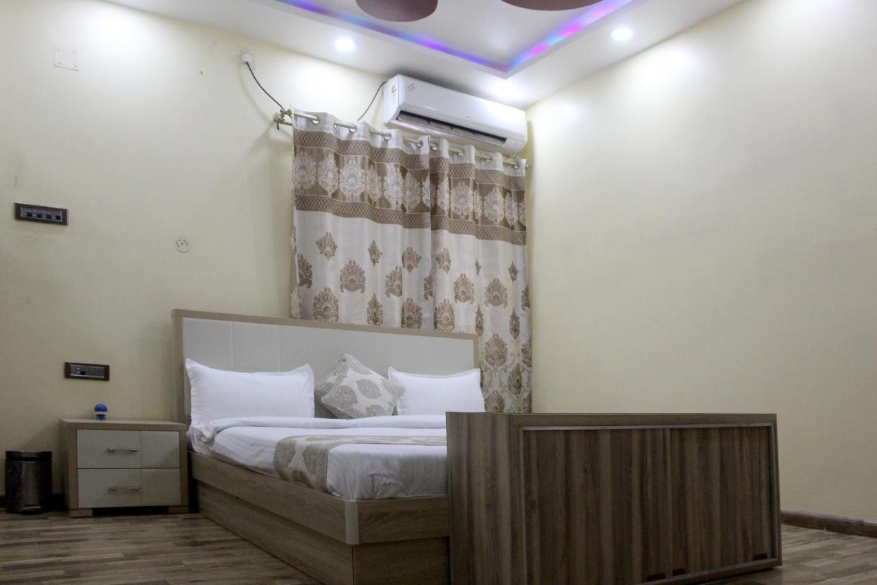 The Candy Suites Ranchi Buitenkant foto